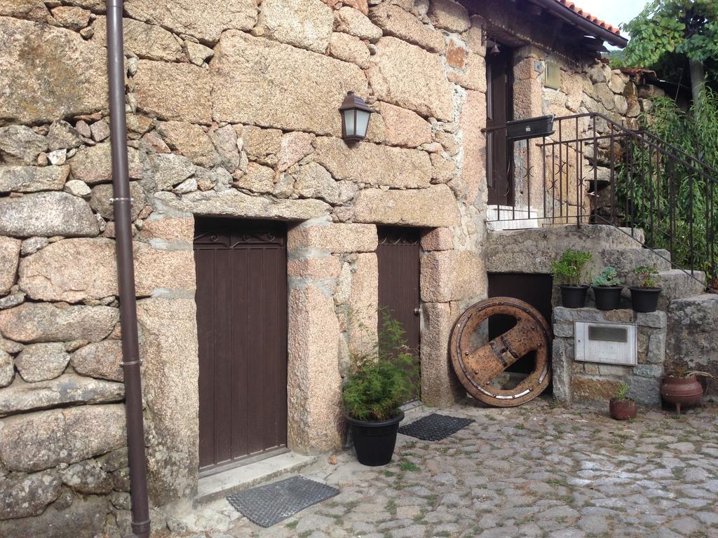 Cantinho Redondo Gerês Entre Ambos os Rios Exterior foto