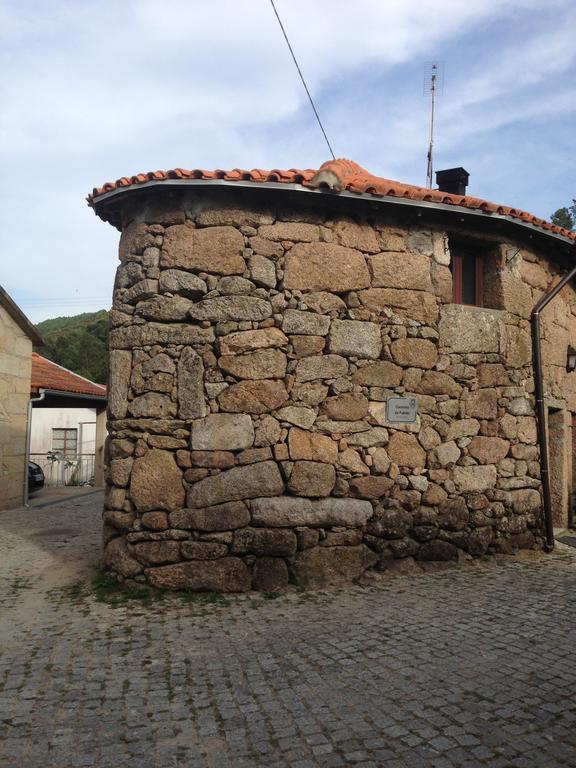 Cantinho Redondo Gerês Entre Ambos os Rios Exterior foto